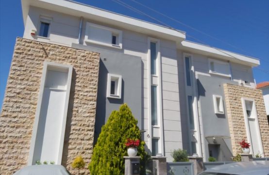 For Sale &#8211; Maisonette 250 m²