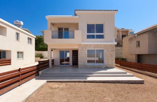 For Sale &#8211; Detached house 163 m²