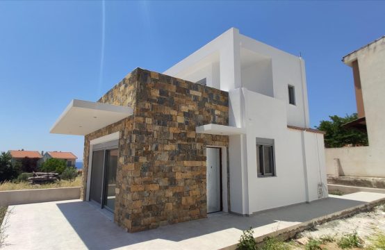 For Sale &#8211; Detached house 90 m²