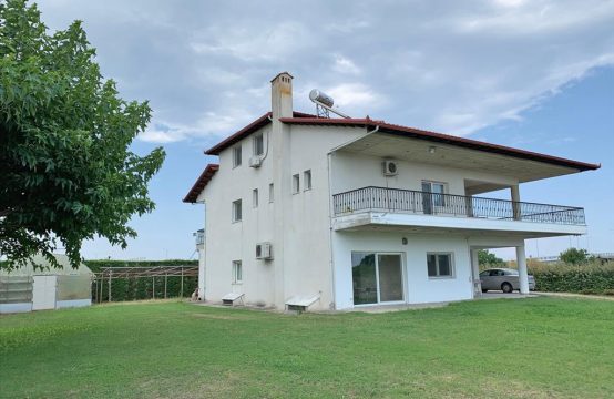 For Sale &#8211; Detached house 519 m²