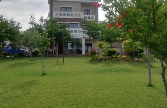 For Sale &#8211; Detached house 300 m²