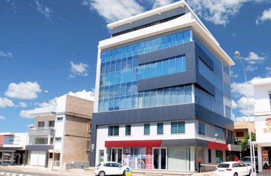 For Sale &#8211; Building 1530 m²