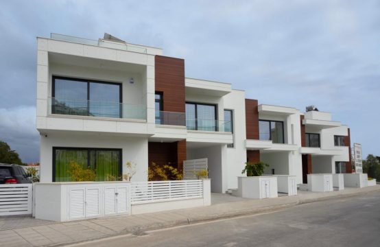 For Sale &#8211; Maisonette 375 m²