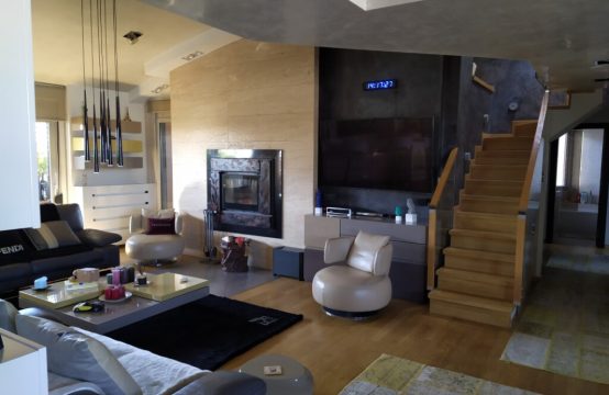 For Sale &#8211; Duplex 190 m²