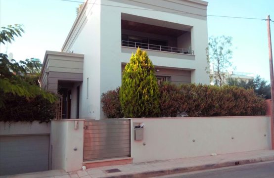 For Sale &#8211; Detached house 360 m²