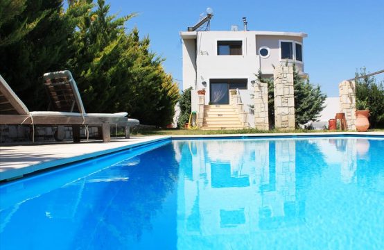 For Sale &#8211; Villa 285 m²