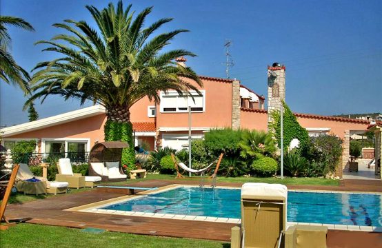 For Sale &#8211; Villa 750 m²