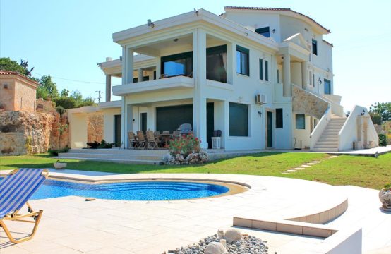 For Sale &#8211; Villa 650 m²