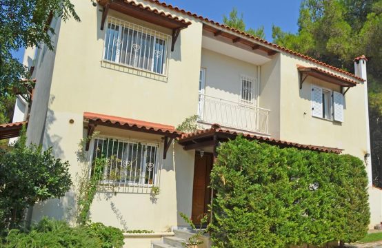 For Sale &#8211; Maisonette 235 m²