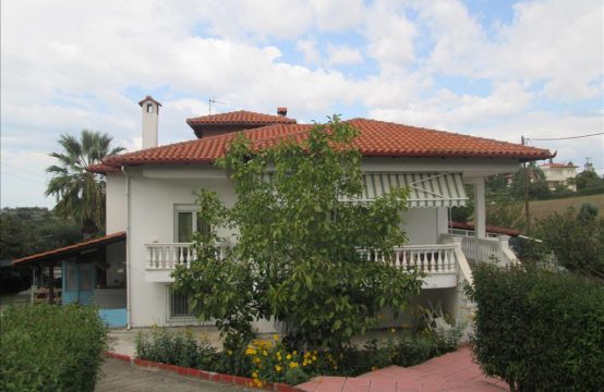 For Sale &#8211; Detached house 220 m²