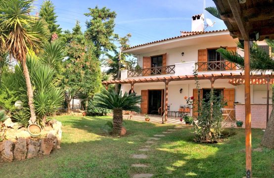 For Sale &#8211; Detached house 100 m²