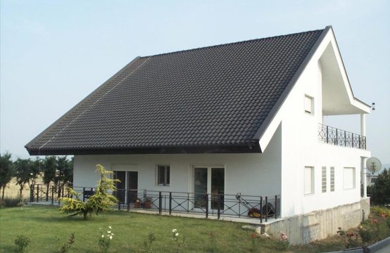 For Sale &#8211; Detached house 450 m²