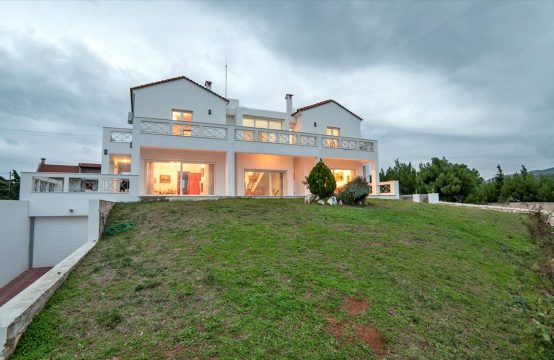 For Sale &#8211; Detached house 480 m²