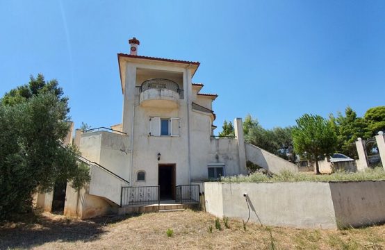 For Sale &#8211; Detached house 237 m²