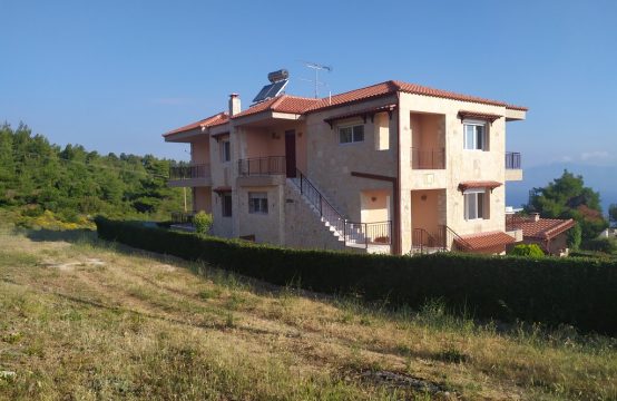 For Sale &#8211; Detached house 369 m²