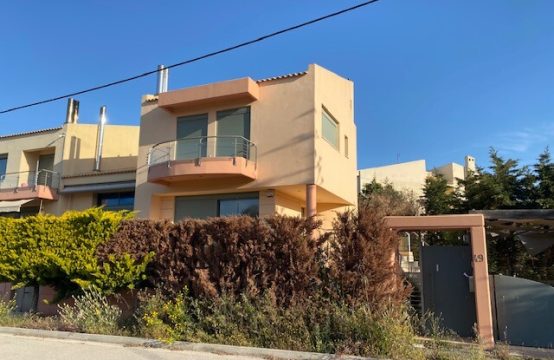 For Sale &#8211; Maisonette 220 m²