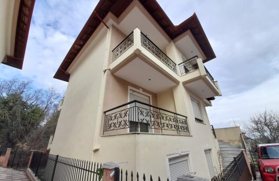 For Sale &#8211; Detached house 200 m²