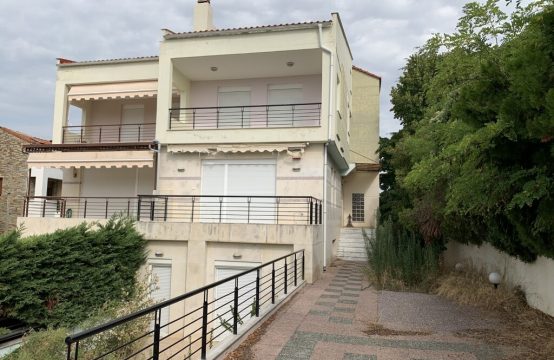 For Sale &#8211; Maisonette 260 m²