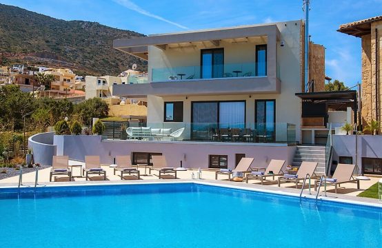 For Sale &#8211; Villa 330 m²