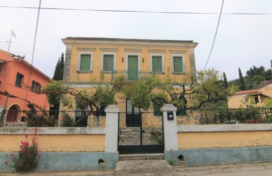 For Sale &#8211; Detached house 240 m²