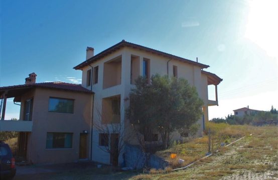 For Sale &#8211; Detached house 380 m²