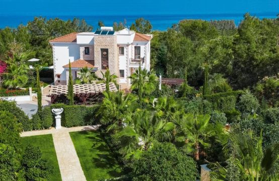 For Sale &#8211; Villa 360 m²