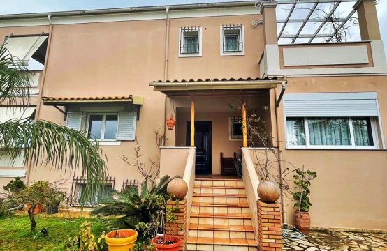 For Sale &#8211; Detached house 257 m²