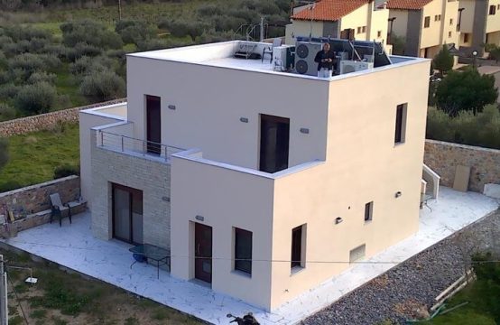 For Sale &#8211; Detached house 202 m²