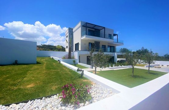 For Sale &#8211; Villa 268 m²