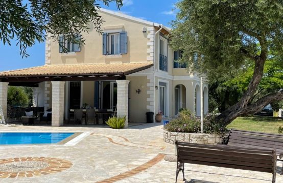 For Sale &#8211; Villa 240 m²