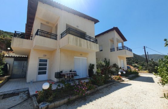 For Sale &#8211; Detached house 220 m²