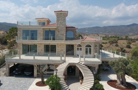 For Sale &#8211; Villa 1000 m²