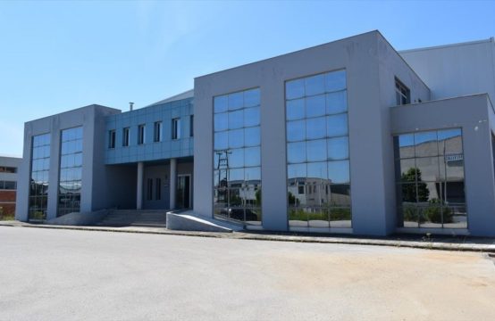 Building 3662 m² Selanik çevresinde