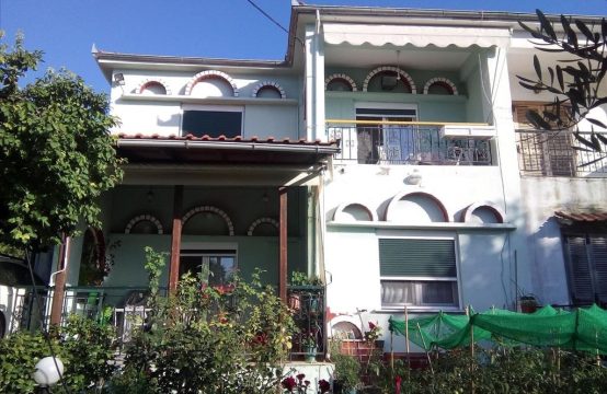 Müstakil ev 100 m² Kavala’da