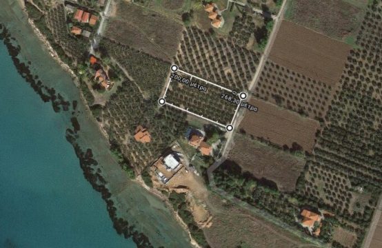 Arsa 3750 m² Chalkidiki’de