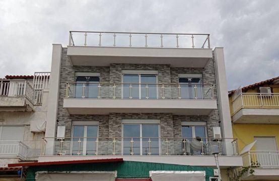 Building 360 m² Selanik çevresinde