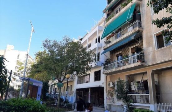 Building 605 m² Atina’da