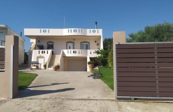 For Sale &#8211; Maisonette 380 m²