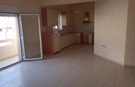 Building 240 m² Girit’te