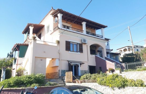 Müstakil ev 345 m² Korfu’da