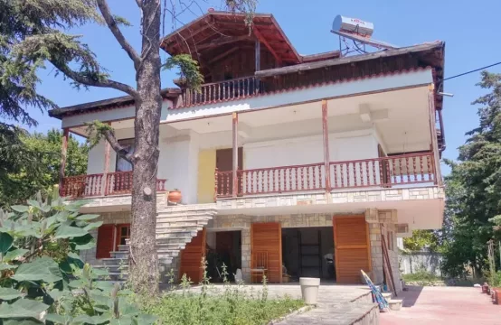 For Sale &#8211; Detached house 240 m²